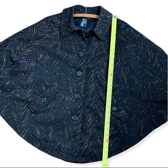 SANDRO Animal Print Cape - Picture 5 of 6